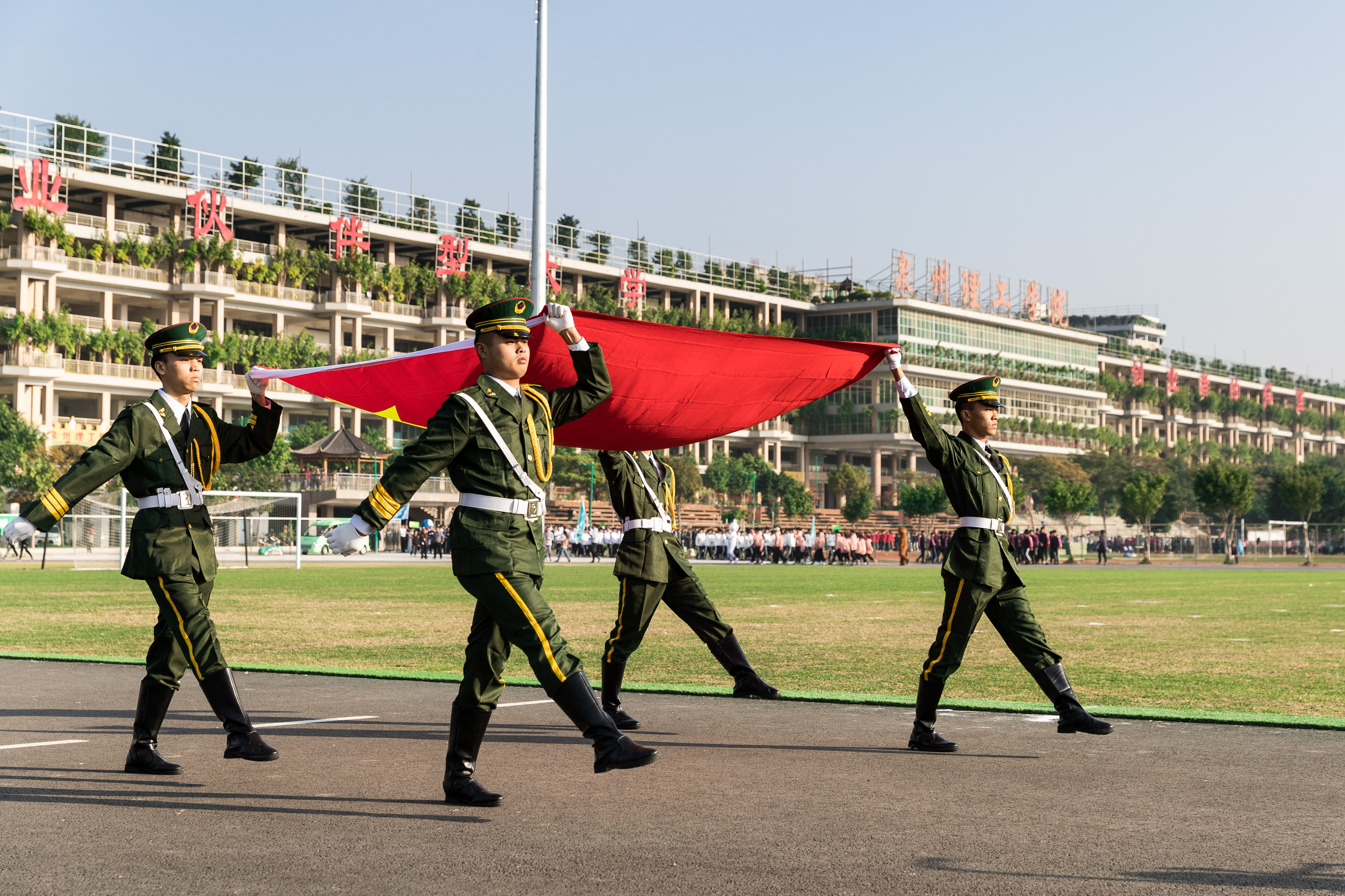 A55I1001.jpg A55I1001.jpg